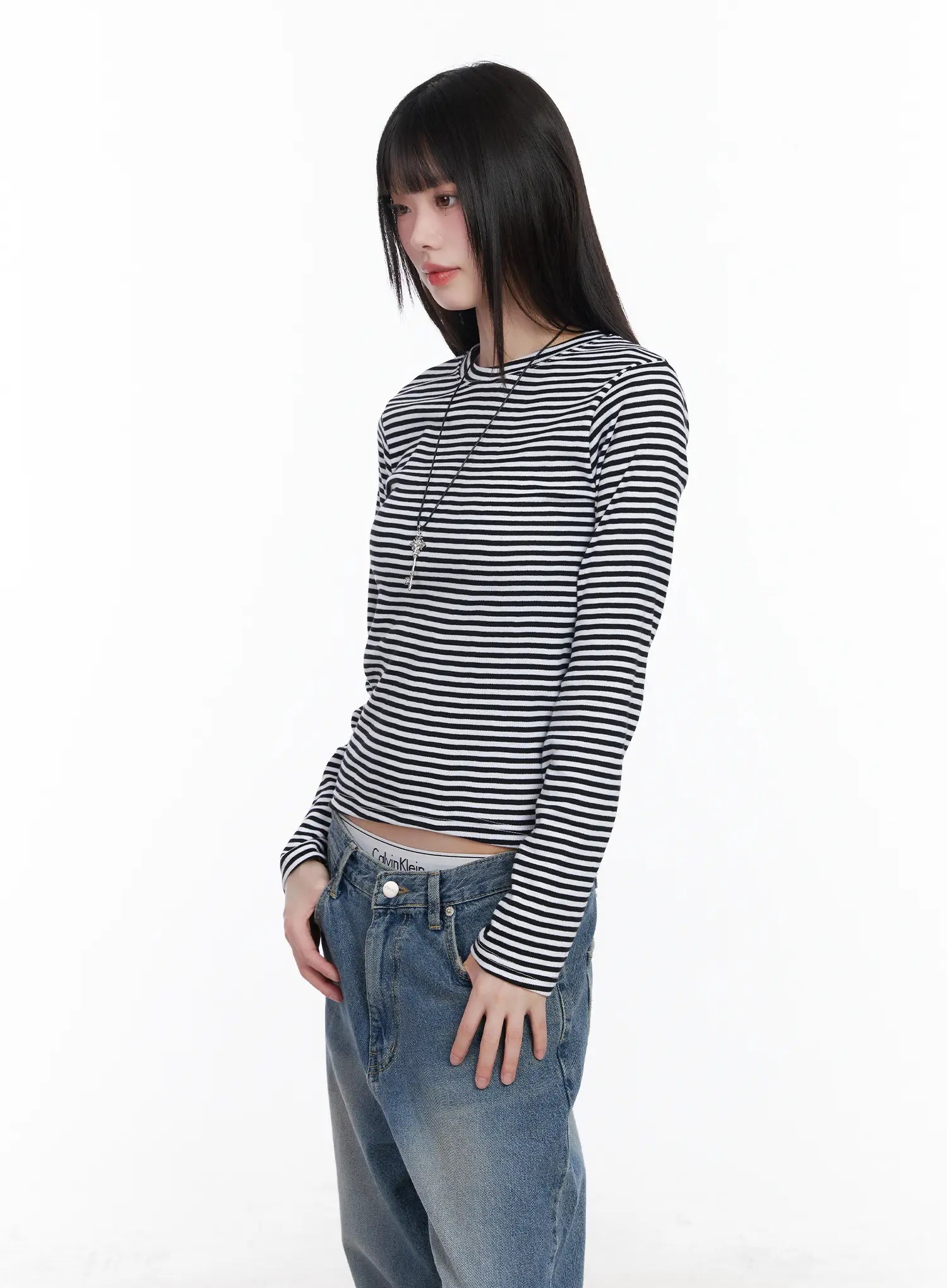 Slim-Fit Striped Long Sleeve Tee CM526