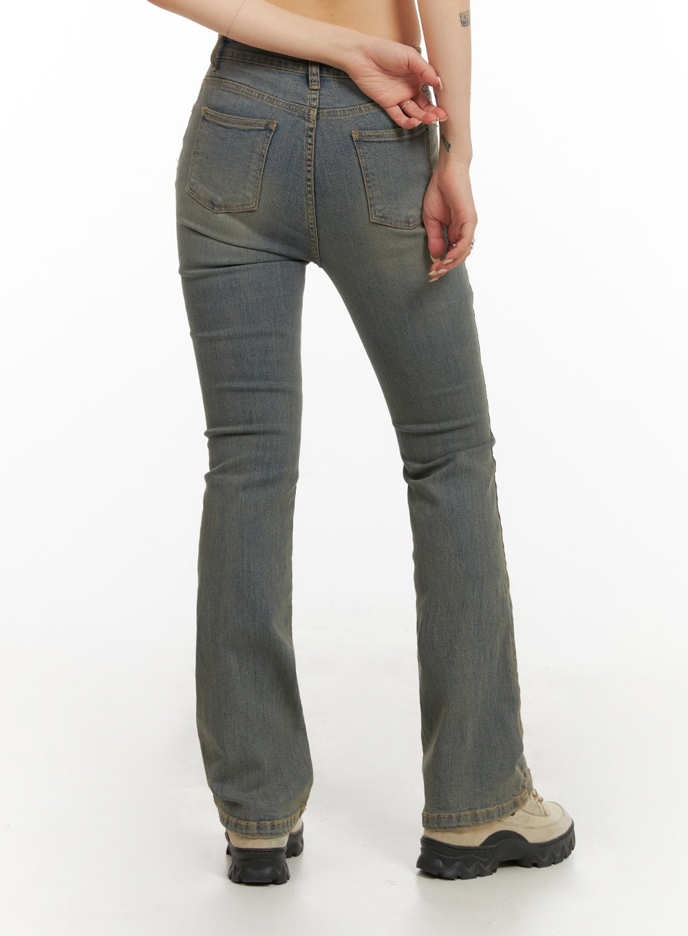 slim-fit-washed-denim-bootcut-jeans-iy410