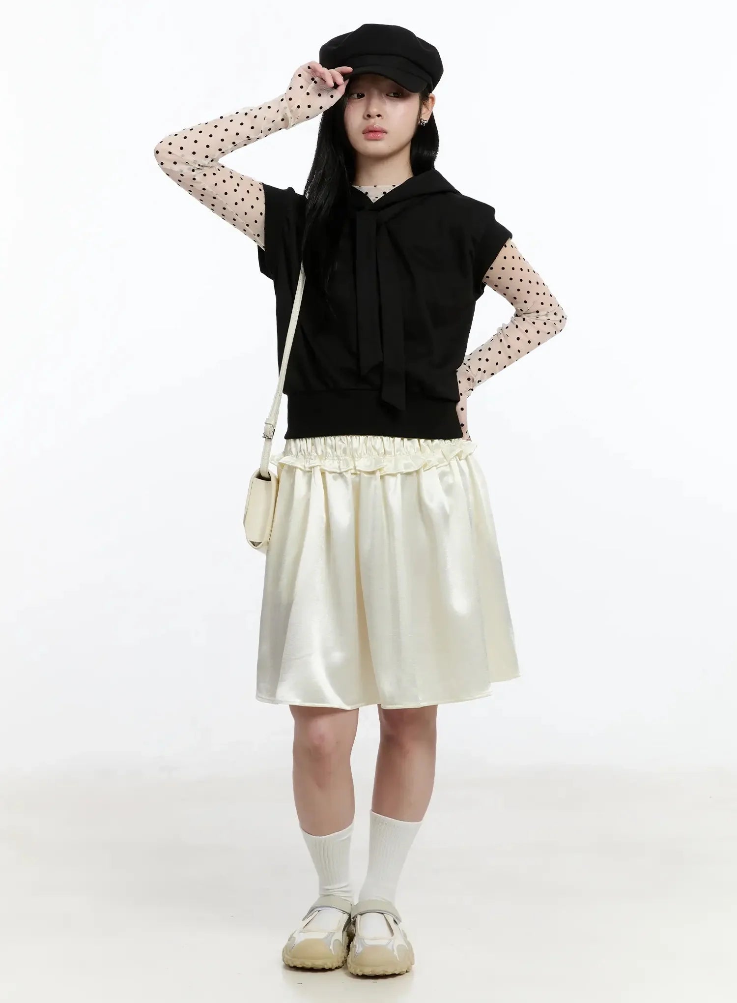 ribbon-detail-short-sleeve-hoodie-im519