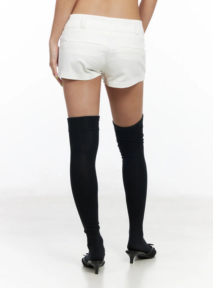 low-rise-slit-shorts-cf511