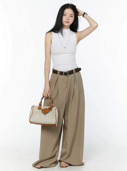 ribbed-mock-neck-sleeveless-top-iu503