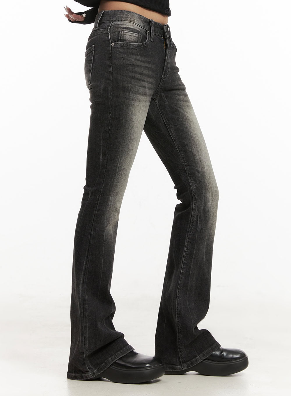 georgina-low-rise-flared-jeans-cj507