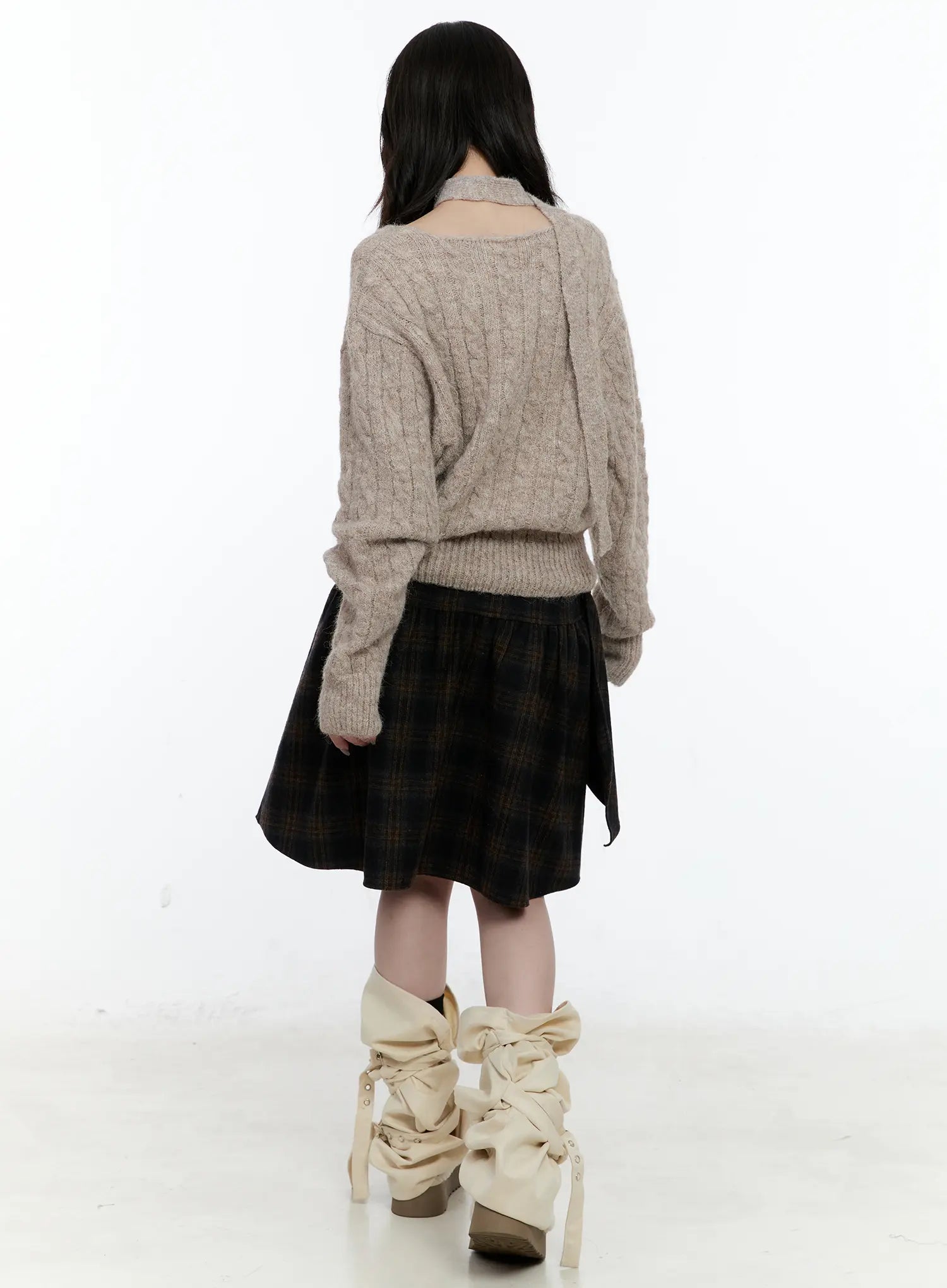 v-neck-knit-sweater-and-tie-set-cn517