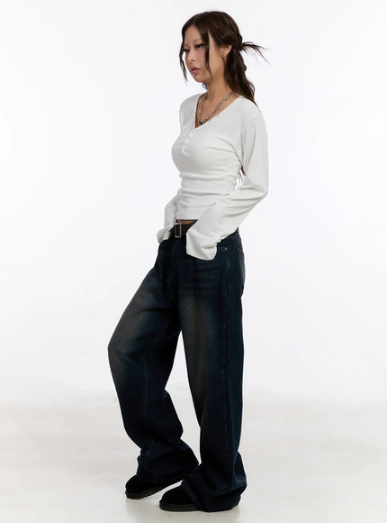 v-neck-buttoned-slim-long-sleeve-tee-cn527