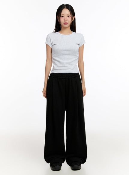 pintuck-wide-leg-sweatpants-iu509
