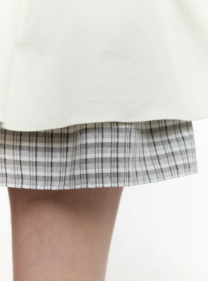 two-tone-plaid-mini-skirt-cm510