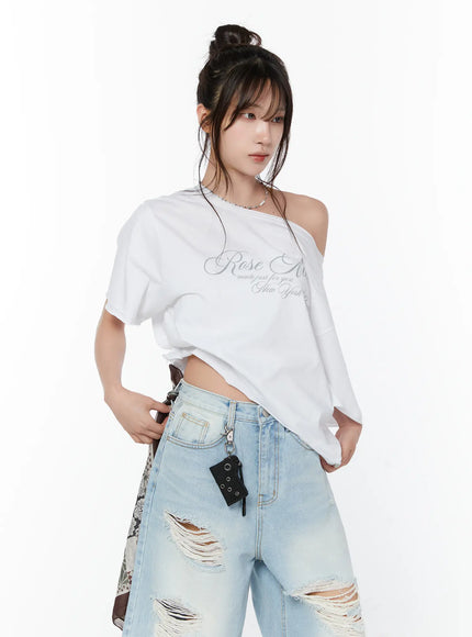 oversized-off-shoulder-graphic-tee-cy514