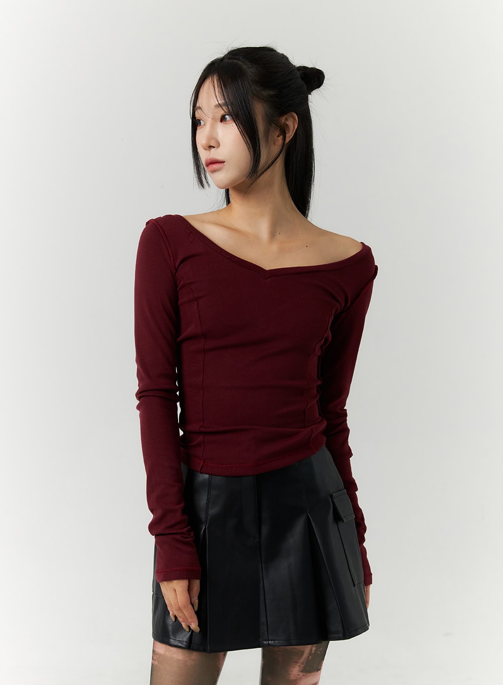 open-back-cut-out-knit-top-cn317