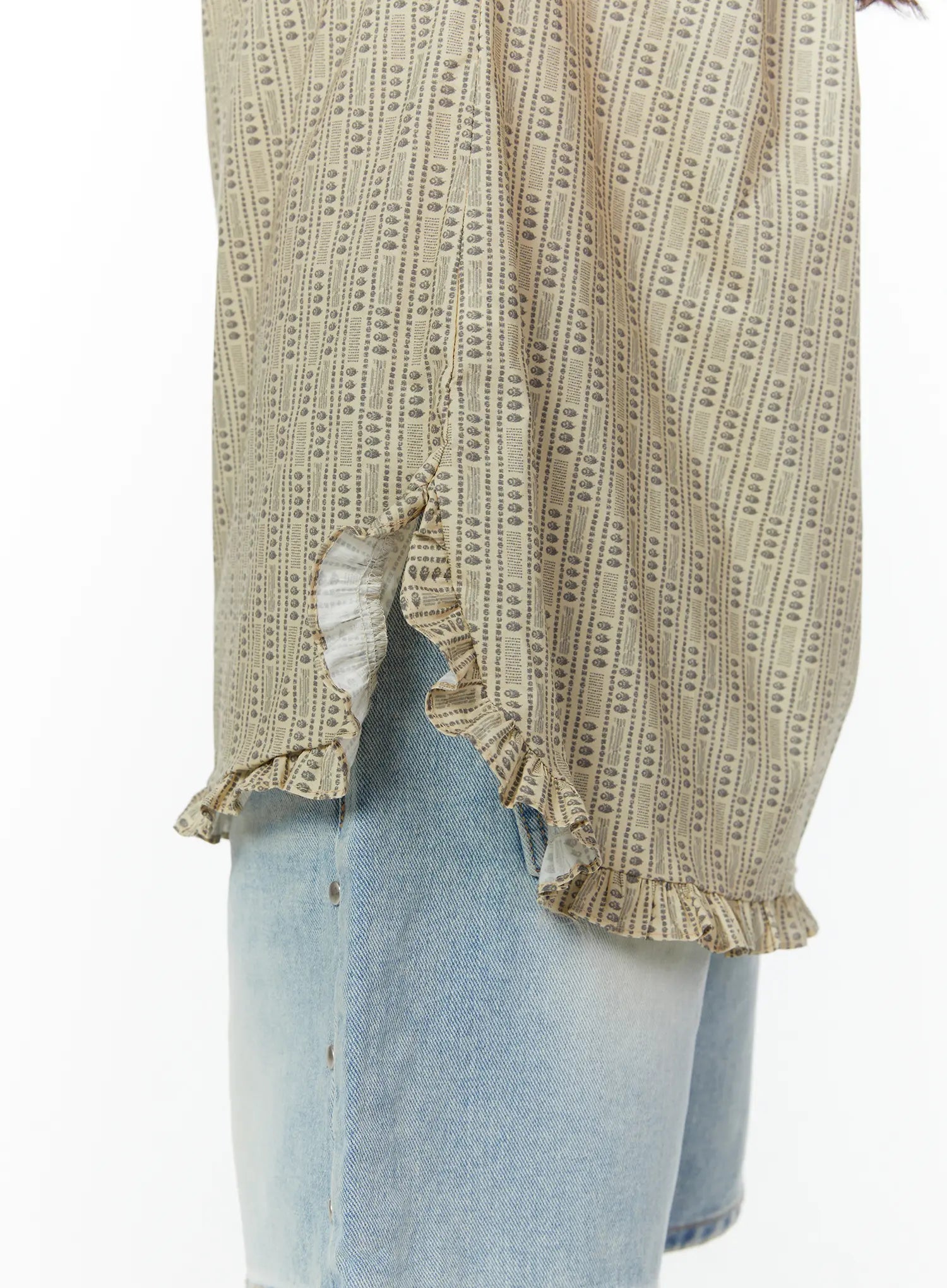 bohemian-ruffle-sleeveless-top-cy515
