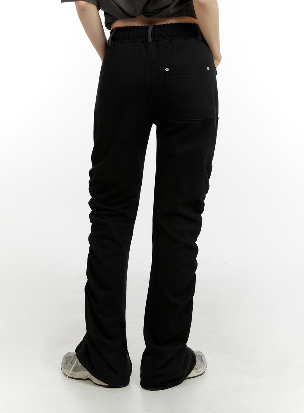 string-waist-shirring-bootcut-pants-cm429