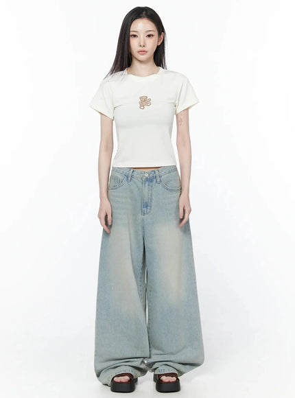 zion-light-wash-wide-leg-jeans-iy514