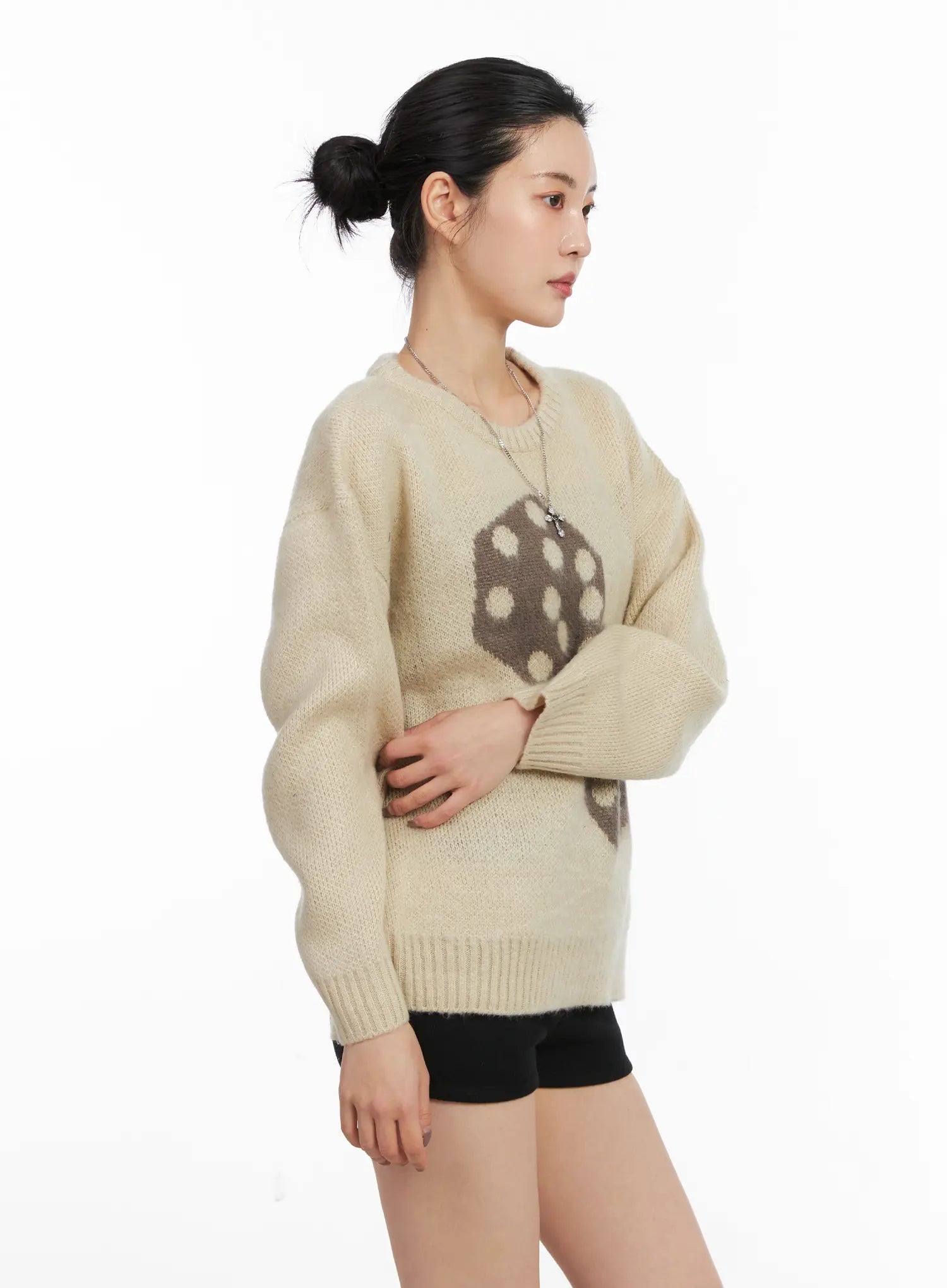 oversized-polka-dot-knit-sweater-cd508