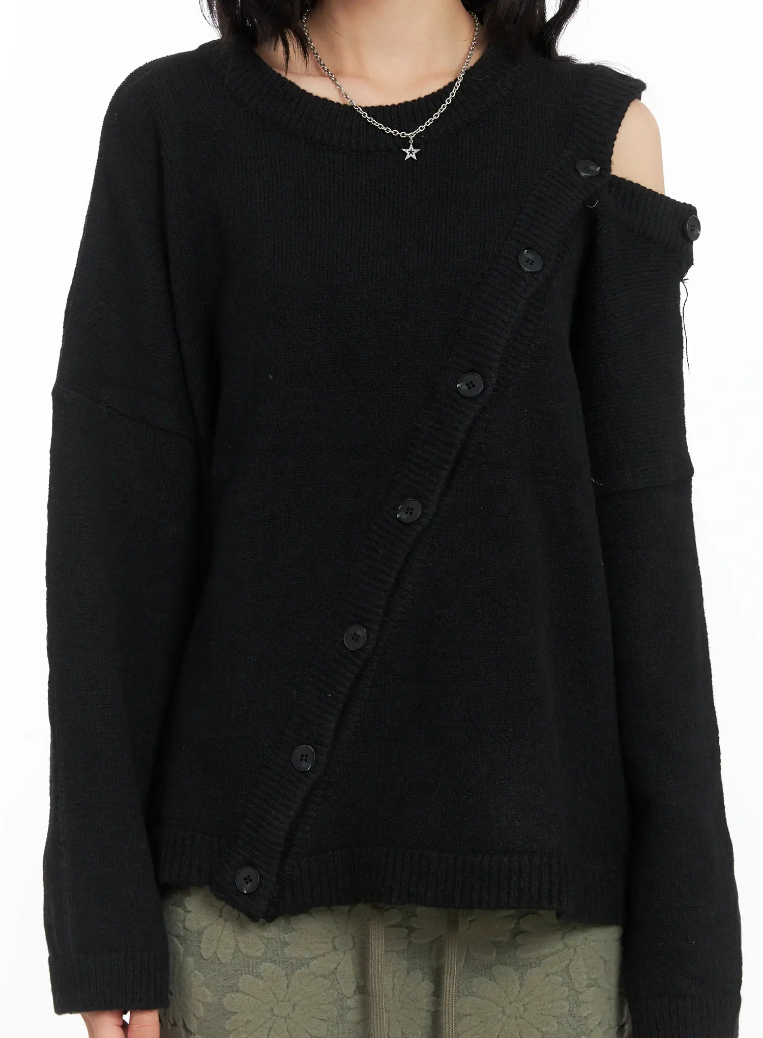 loose-buttoned-knit-sweater-cn528