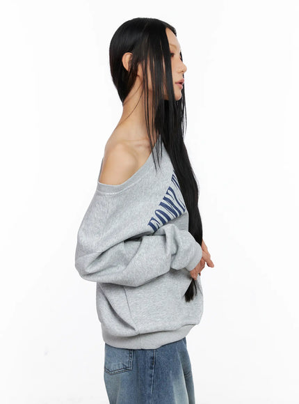 one-shoulder-graphic-lettering-sweatshirt-cs509