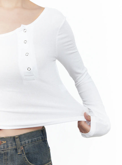 off-shoulder-asymmetric-long-sleeve-crop-top-cs503