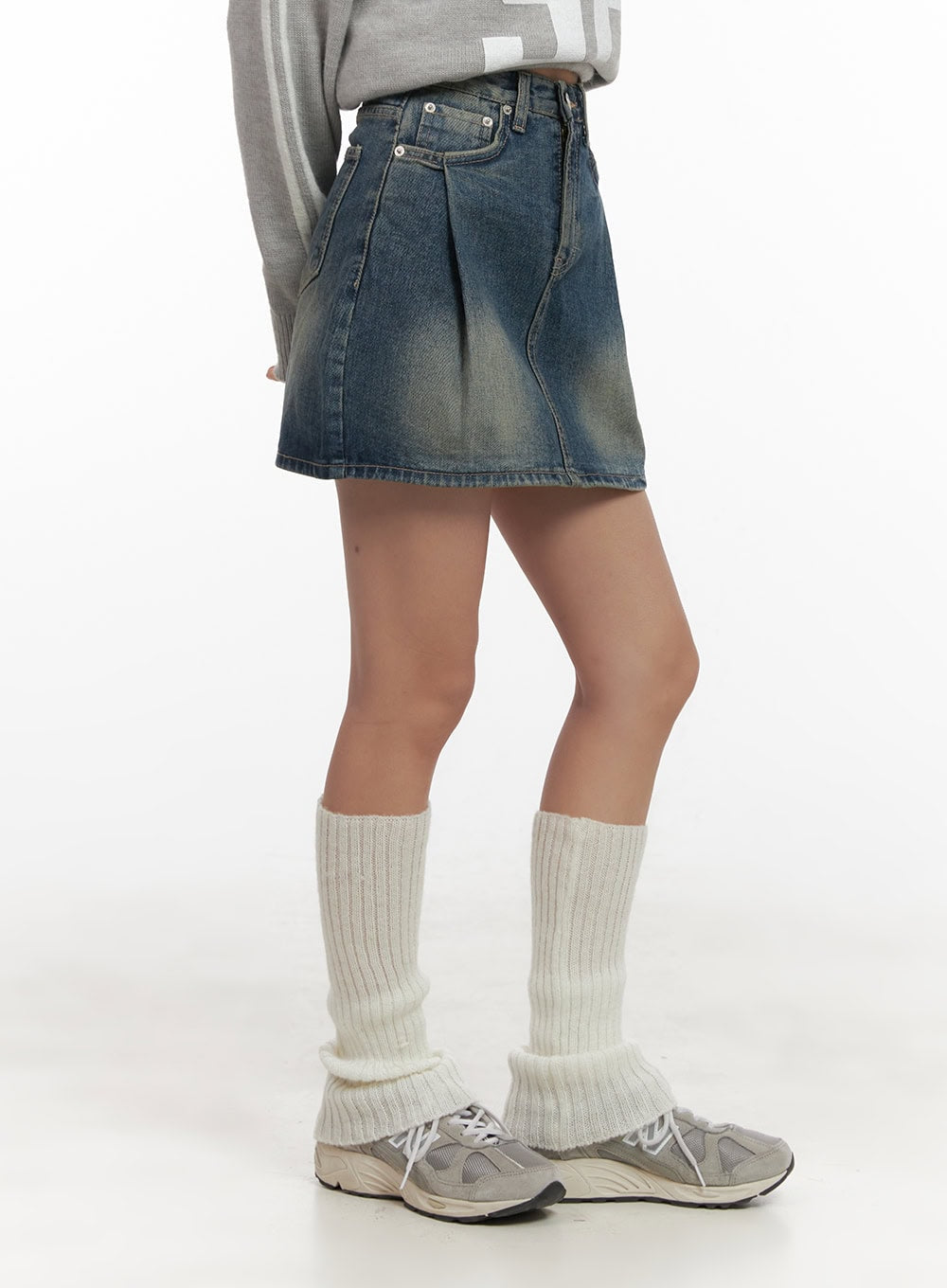 pintuck-washed-denim-mini-skirt-cd416