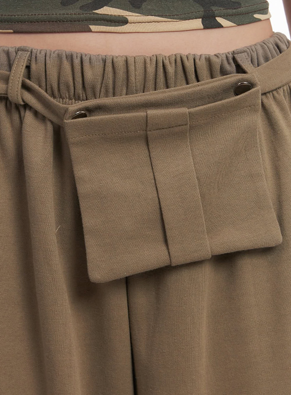 pintuck-belt-wide-leg-sweatpants-im528