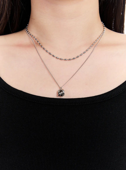 sorao-twist-necklace-iu527