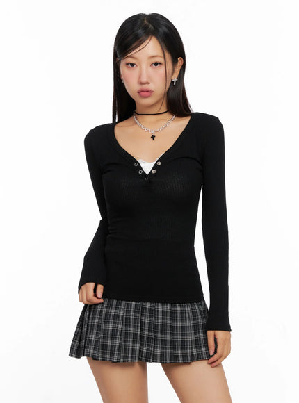 long-sleeve-v-neck-tee-ig527