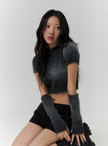 soft-crop-sweater-with-hand-warmers-cd318