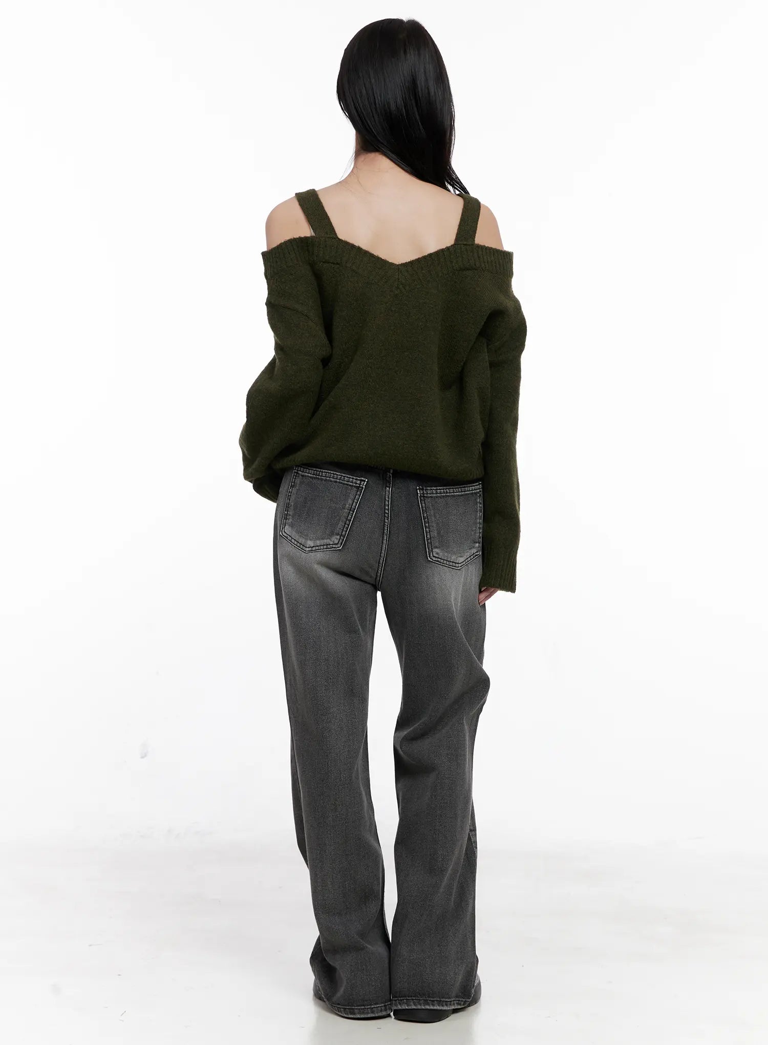 v-neck-off-shoulder-knit-sweater-co524