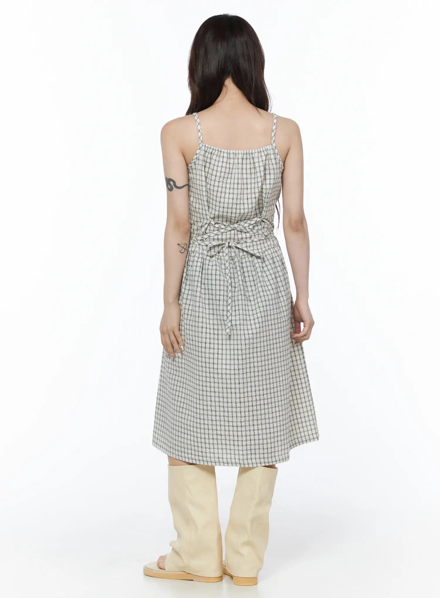 ruched-henley-tiered-mini-dress-cu504