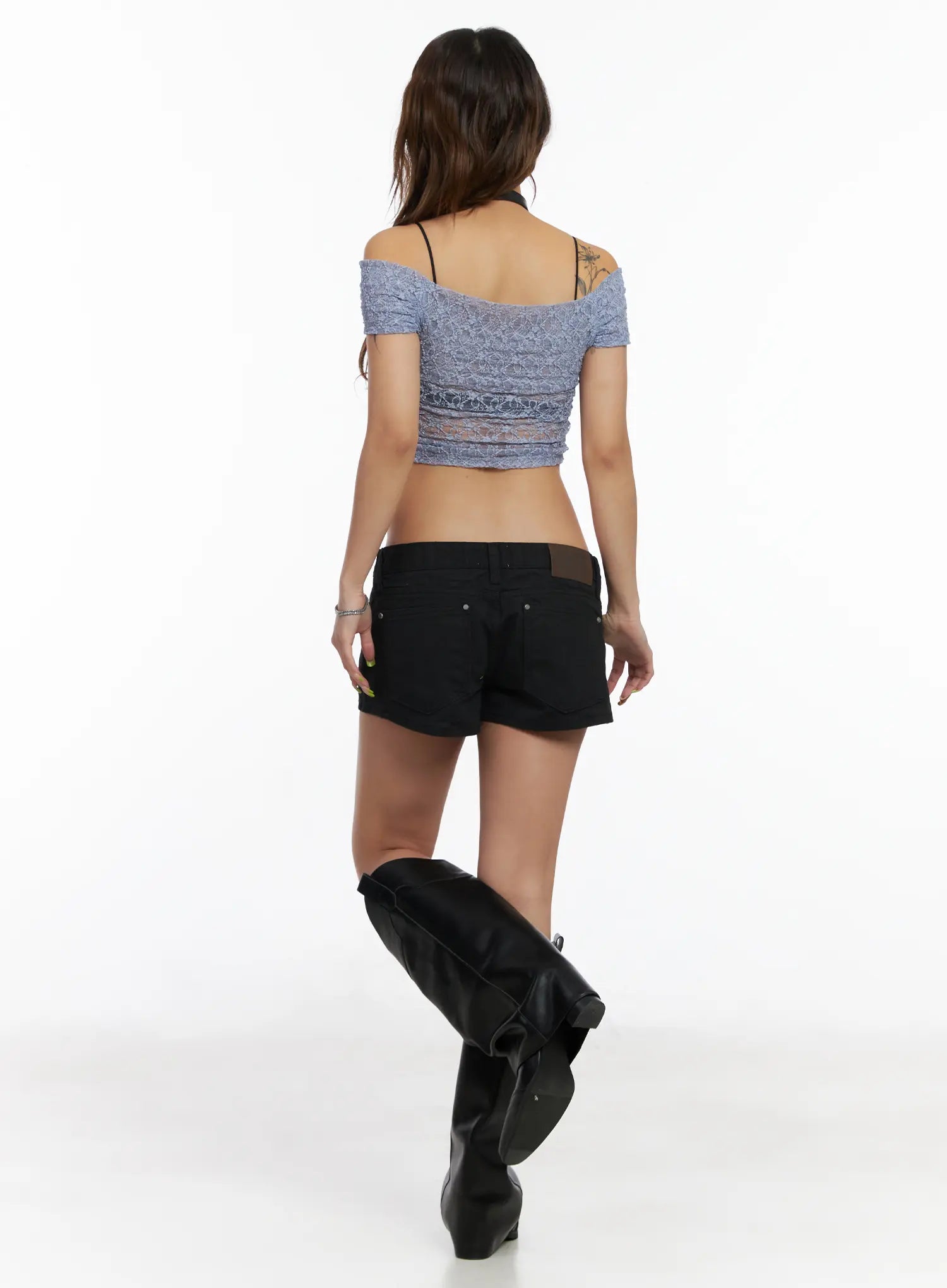 Low-Rise Shorts CM525