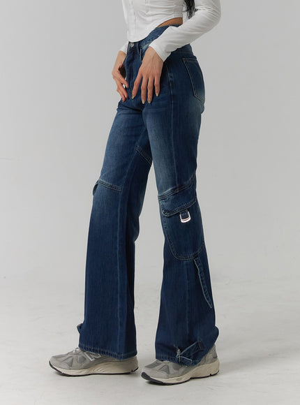 straight-fit-pockets-washed-jeans-cj418