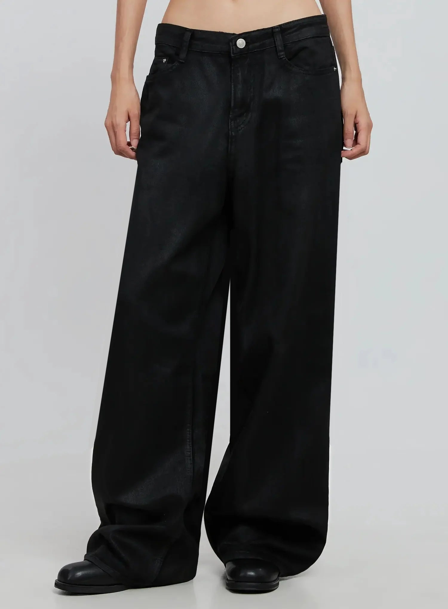 wide-leg-faux-leather-pants-io530