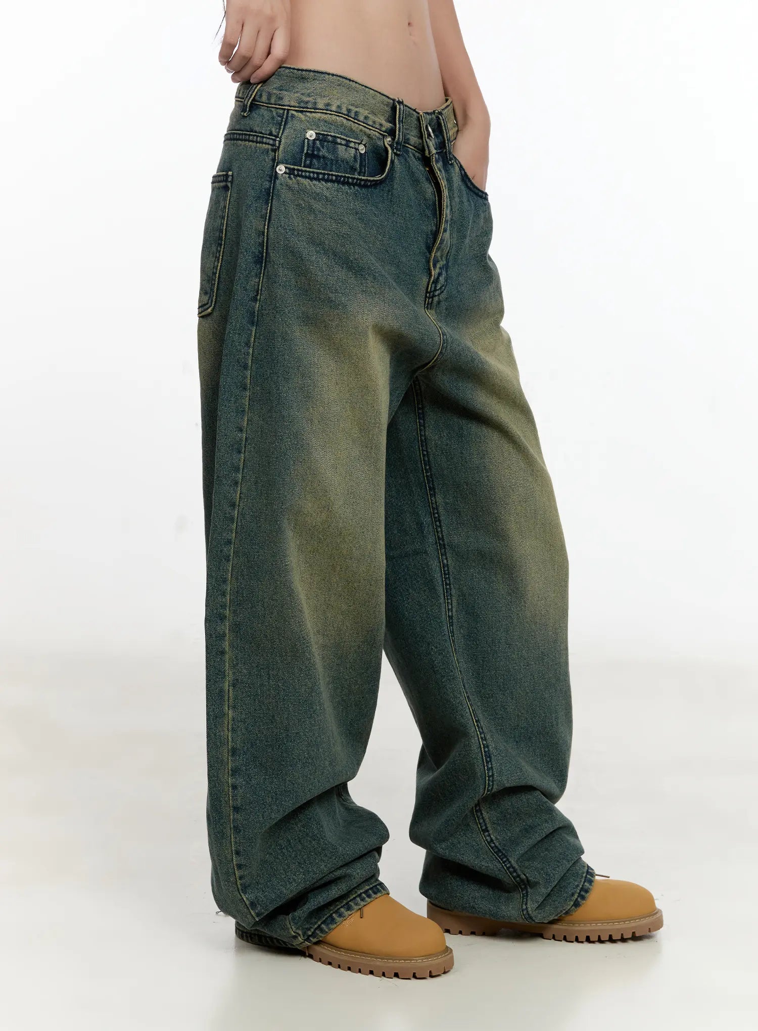 sooyoung-baggy-vintage-wash-jeans-cl531