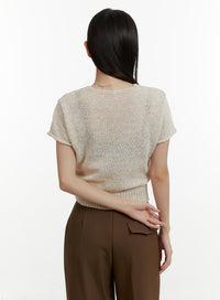 v-neck-short-sleeve-knit-crop-top-oy413