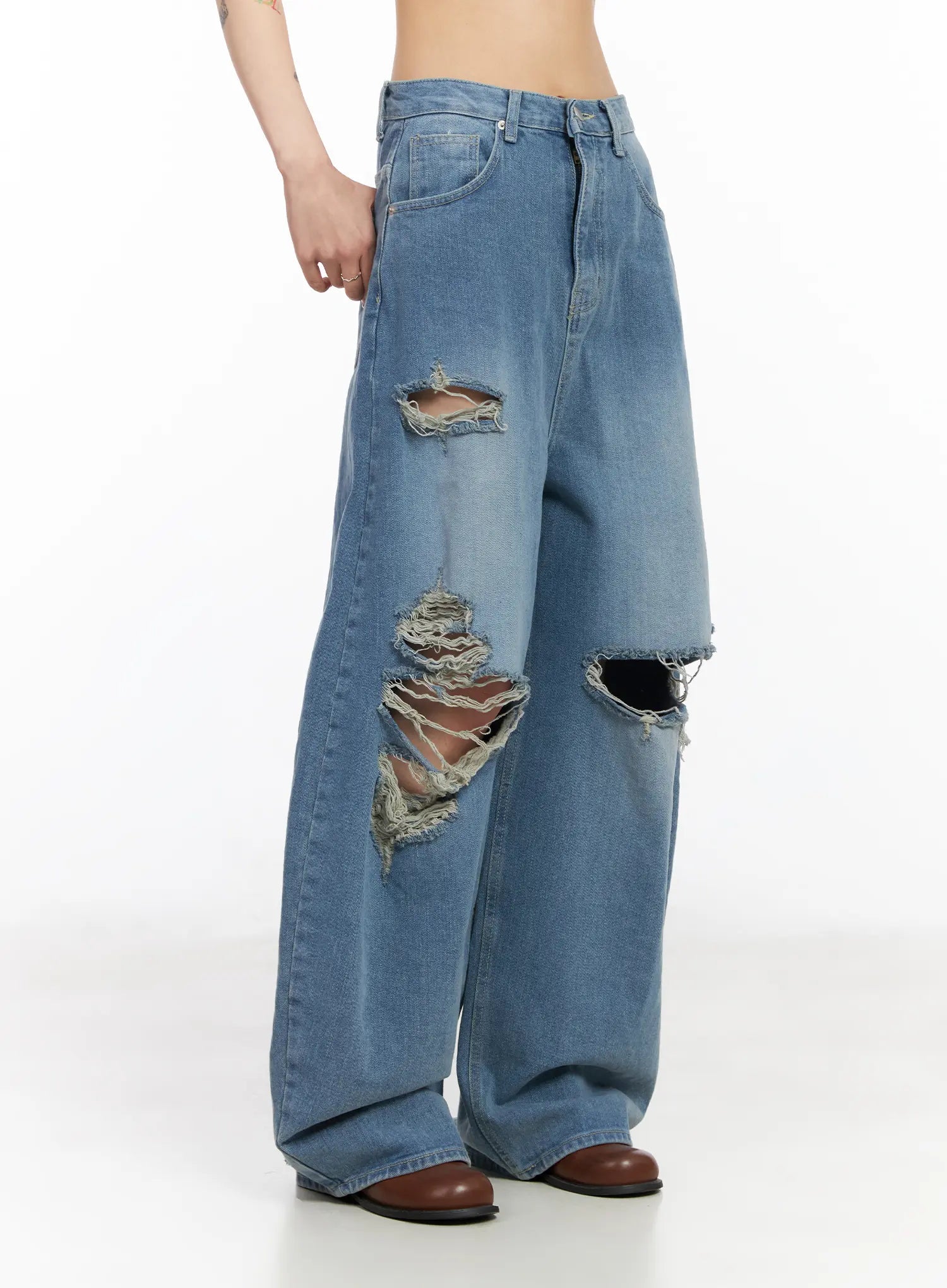 Lylah Ripped Wide Leg Jeans CM517
