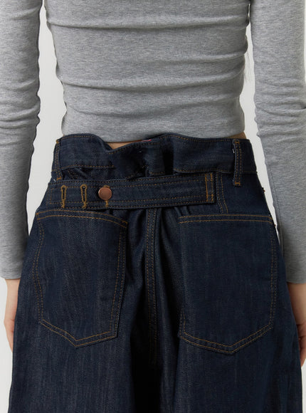 back-button-wide-leg-jeans-cf407