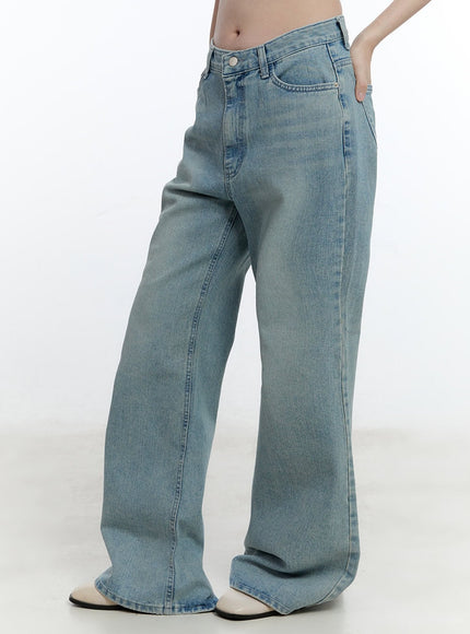 kacy-washed-wide-fit-flared-jeans-cm521