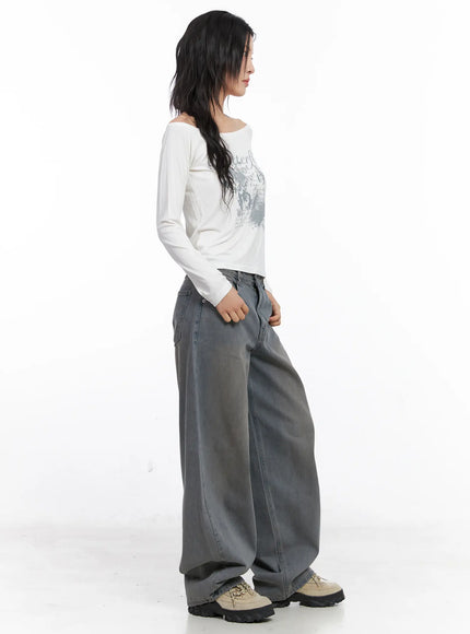 graphic-off-shoulder-long-sleeve-tee-cc1809