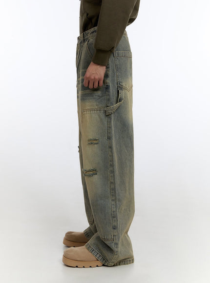 mens-distressed-wide-fit-denim-jeans-io428