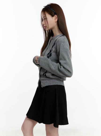 cashmere-blend-argyle-buttoned-cardigan-cm521