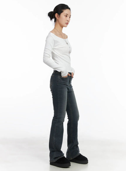 studded-boat-neck-long-sleeve-top-cd509