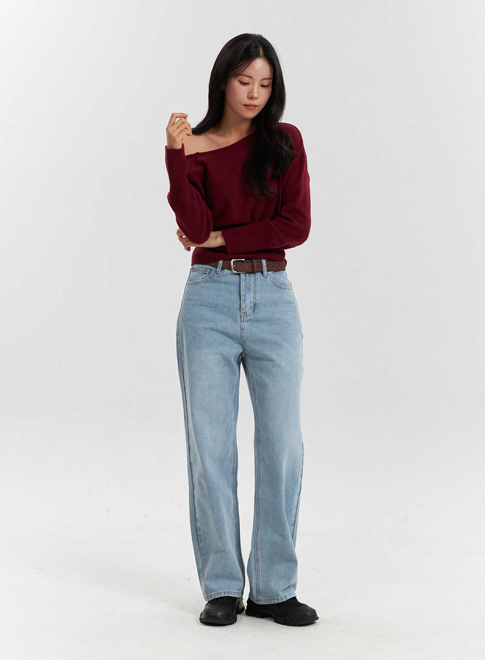 solid-asymmetrical-neck-long-sleeve-knit-top-od320