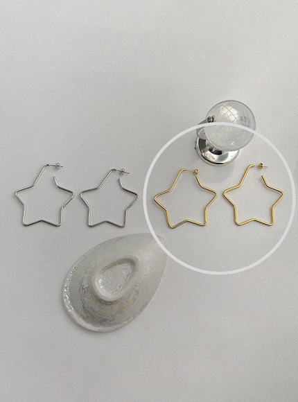 orbit-big-star-earrings-ia517 / Gold