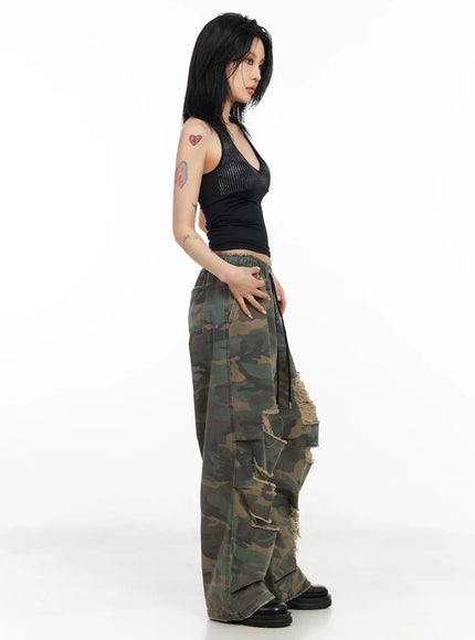 distressed-wide-leg-camo-pants-cd1202