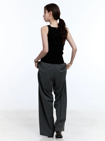 slim-fit-sleeveless-sweater-cu513