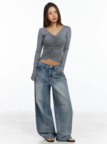 v-neck-shirred-long-sleeve-top-ia527