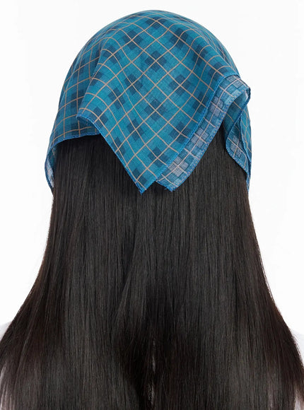 plaid-square-scarf-ia523