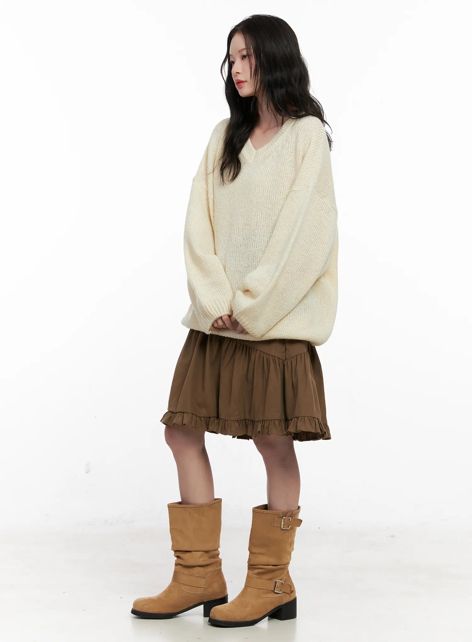 oversized-v-neck-knit-sweater-co530