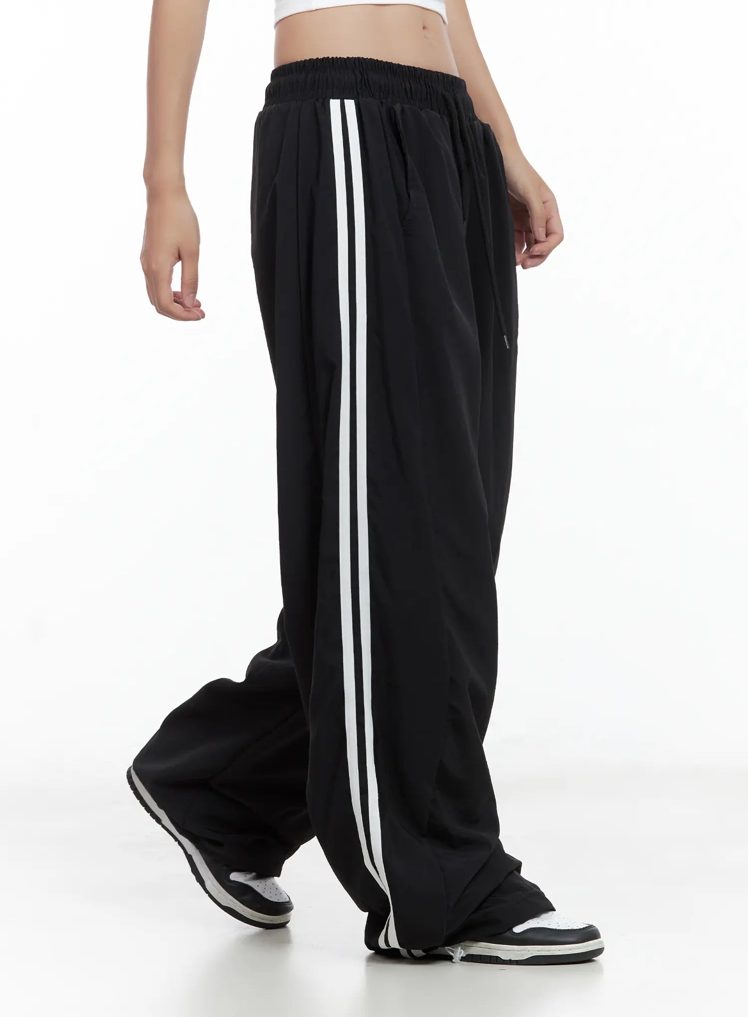 striped-wide-leg-nylon-track-pants-cl509