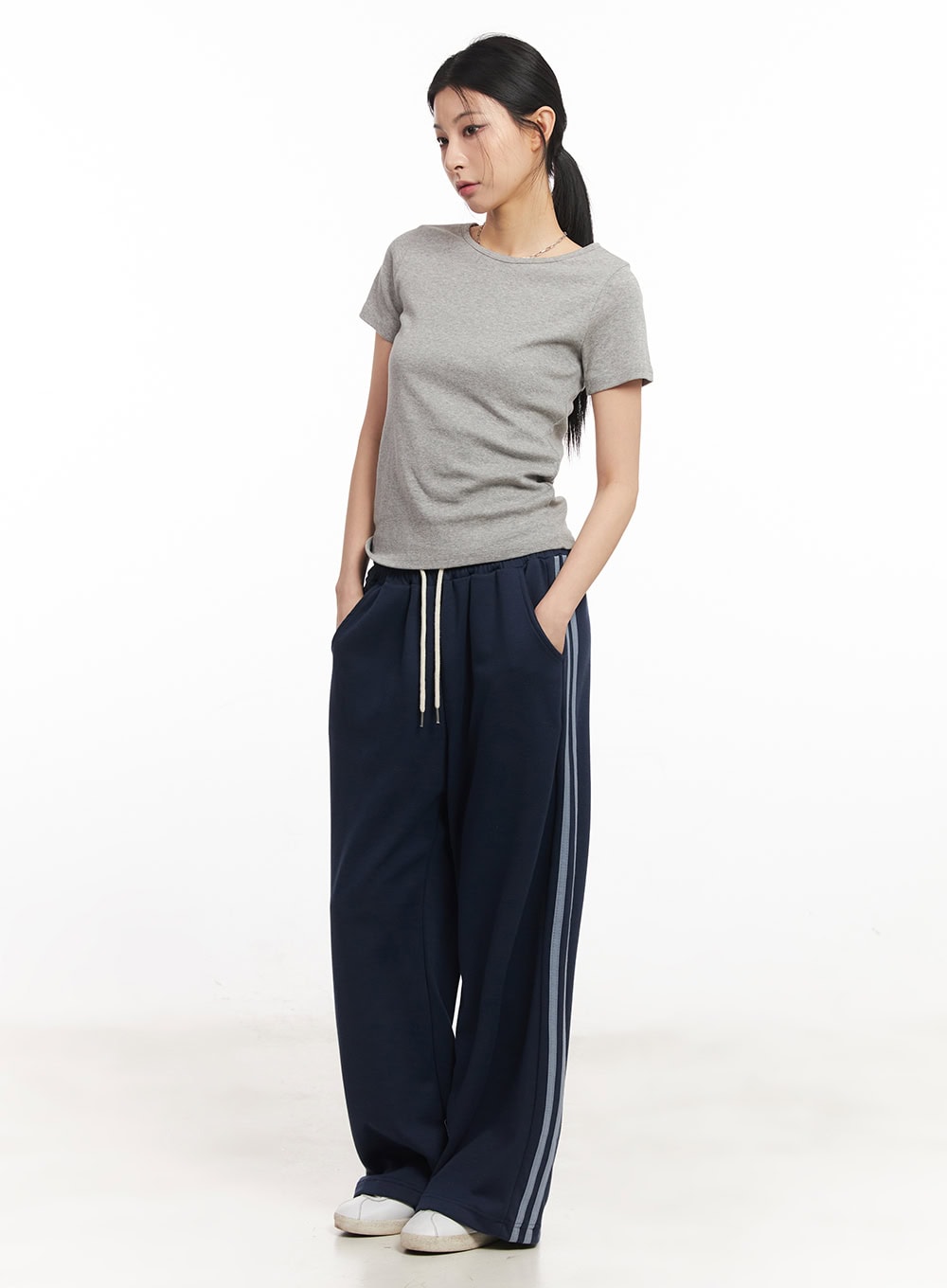 cotton-wide-leg-trackpants-ca516