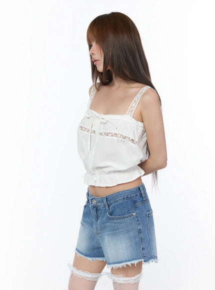lace-trim-sleeveless-top-cy529