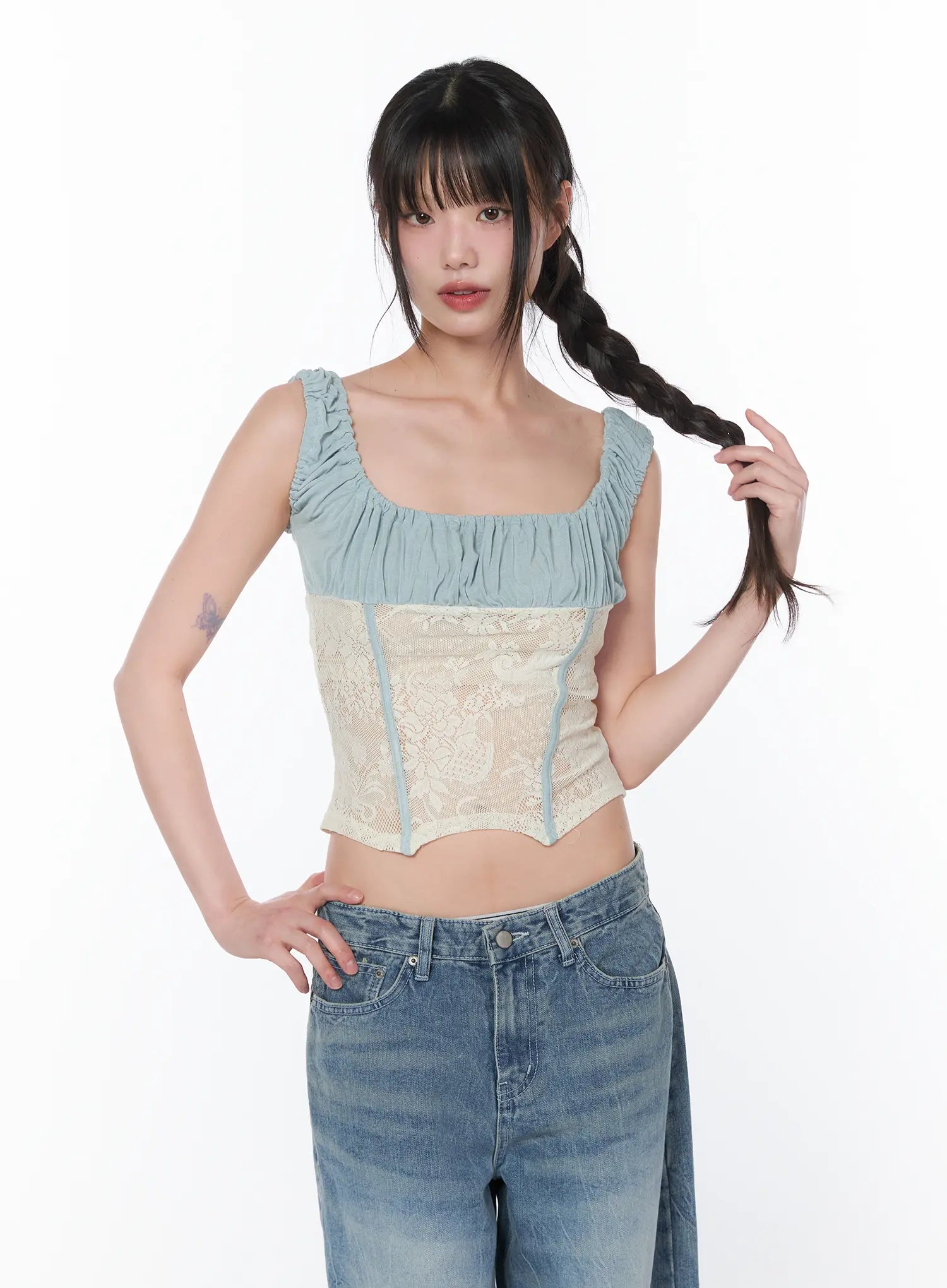 two-tone-lace-sleeveless-top-ca529