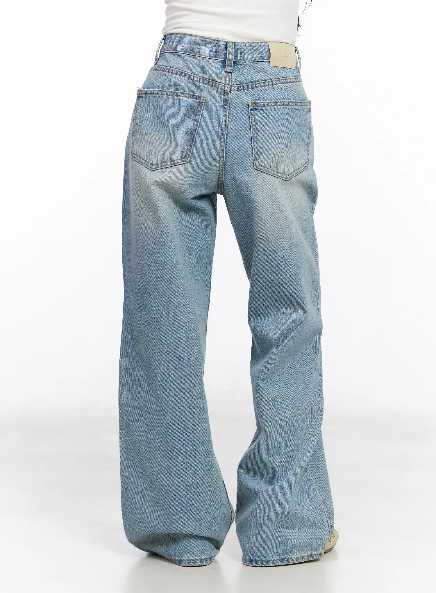 issa-washed-relax-fit-jeans-cm527